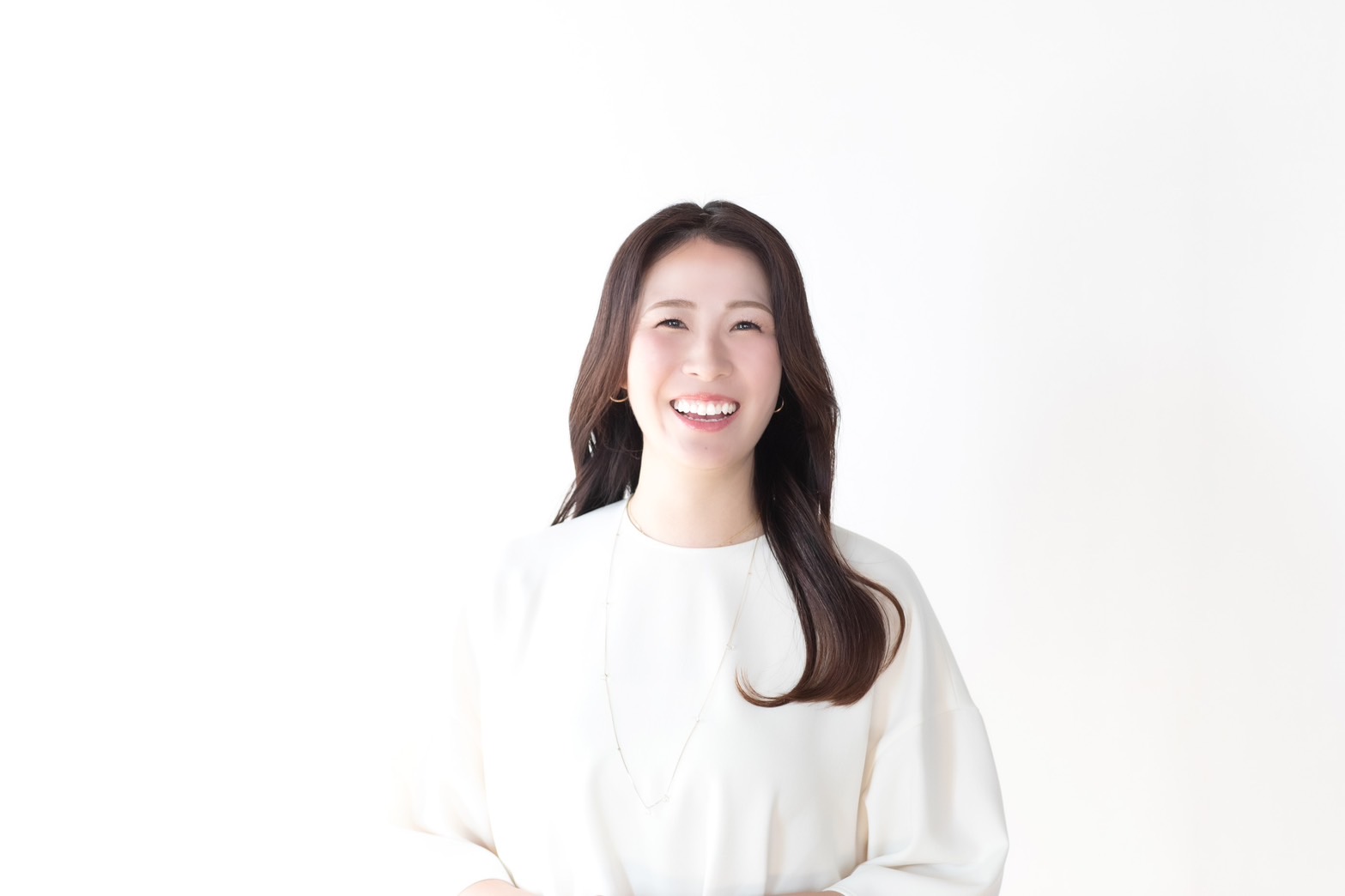 代表 坂本が最初から最後まで担当｜安心感の違い - 和はは シニア結婚相談所